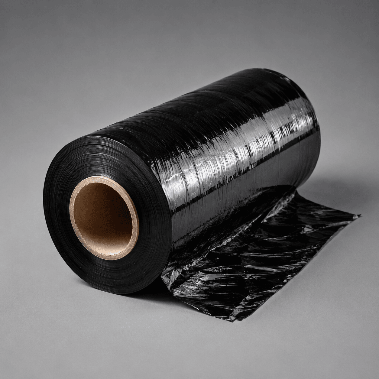 Folia stretch czarna 1,5 kg netto